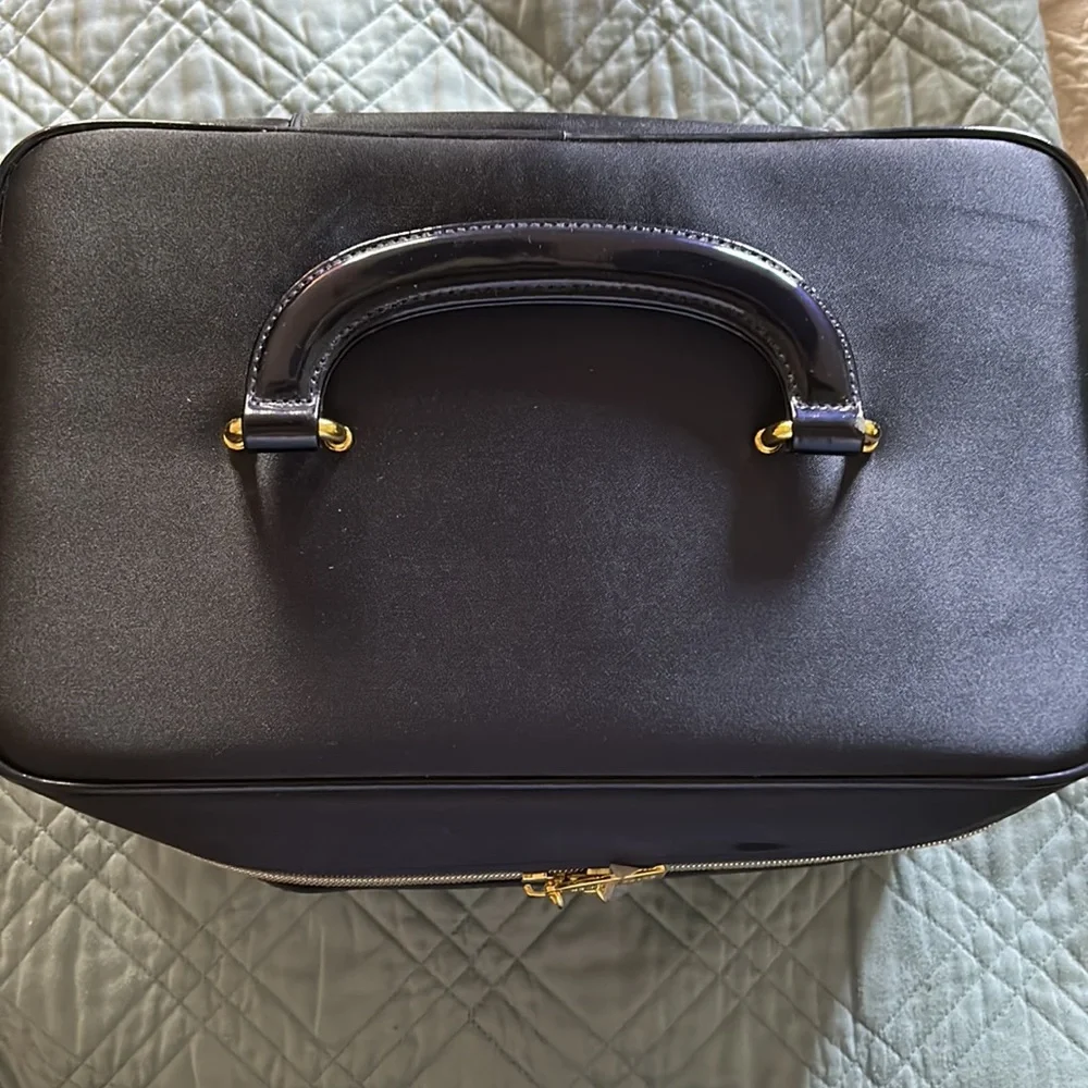 Estée Lauder Train Case